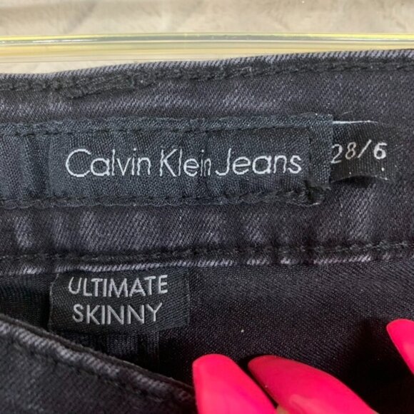 Calvin Klein Womans 28 Denim Jeans Black Ultimate Skinny Mid Rise Stretch Grunge - Picture 5 of 15